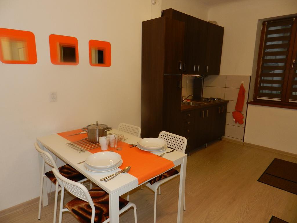 Ferienwohnung Studio S. Brașov Zimmer foto